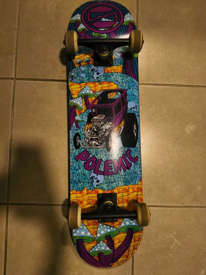 Tabla de skate 8.0 usada marca polemic - 3