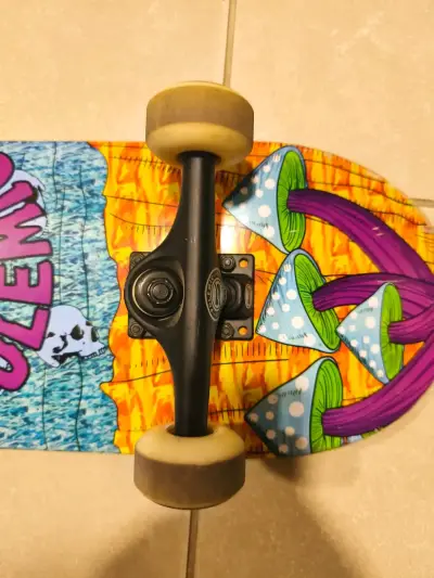 Tabla de skate 8.0 usada marca polemic - miniatura 4