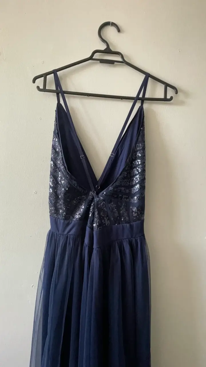 Vestido azul con lentejuelas - 5