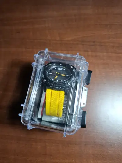 Reloj CAT amarillo deportivo - miniatura 5