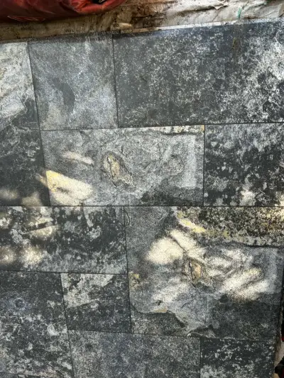 Baldosas de piedra gris oscuro - miniatura 1