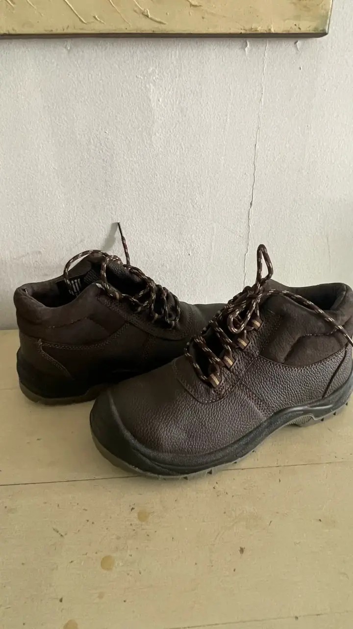 Botas de trabajo negras nuevas - 5