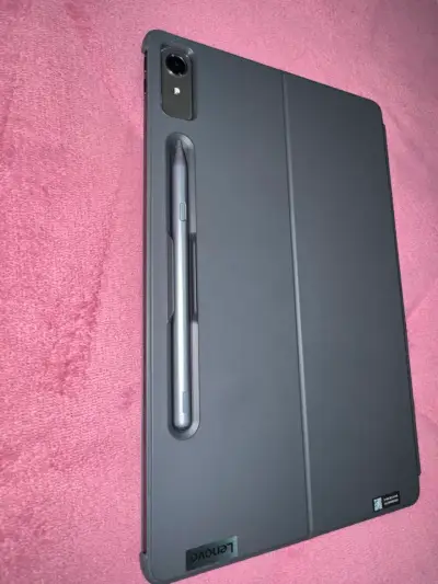 Lenovo Tab P12 con teclado y lápiz - miniatura 4