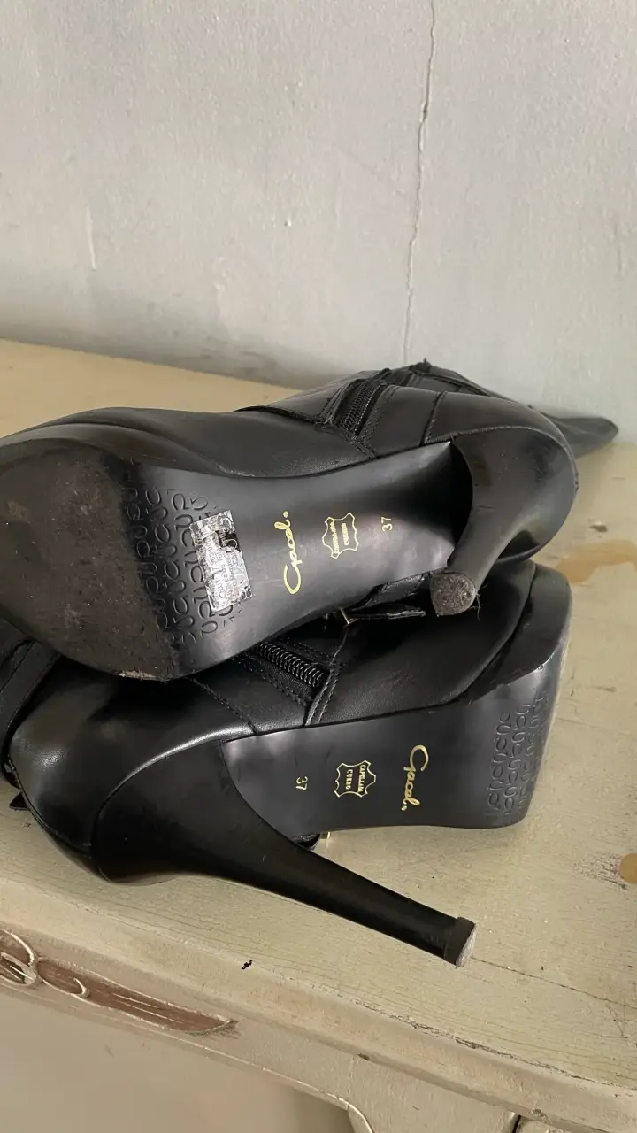 Botas de cuero negras con hebilla - 3