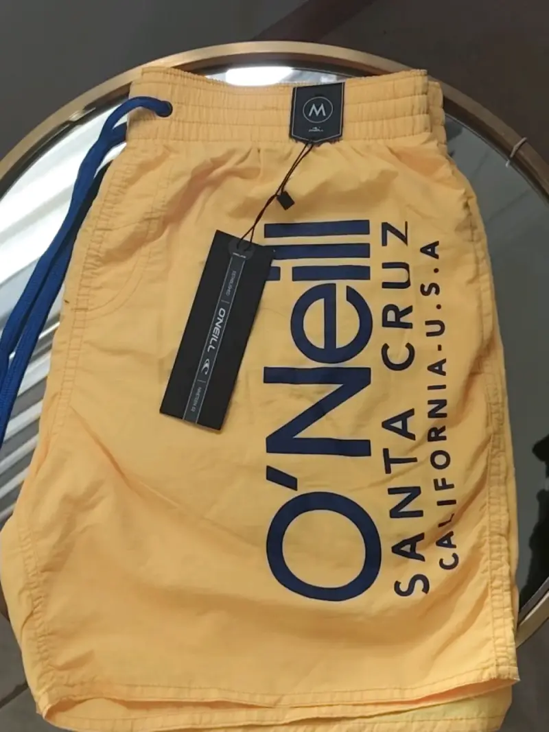 Shorts de playa O'Neill amarillos