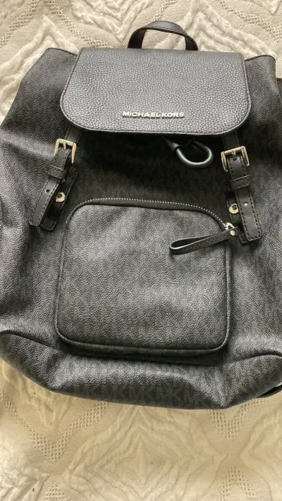 Mochila Michael Kors negra - miniatura 1