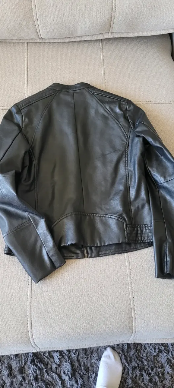 Chaqueta de cuero negra - 2