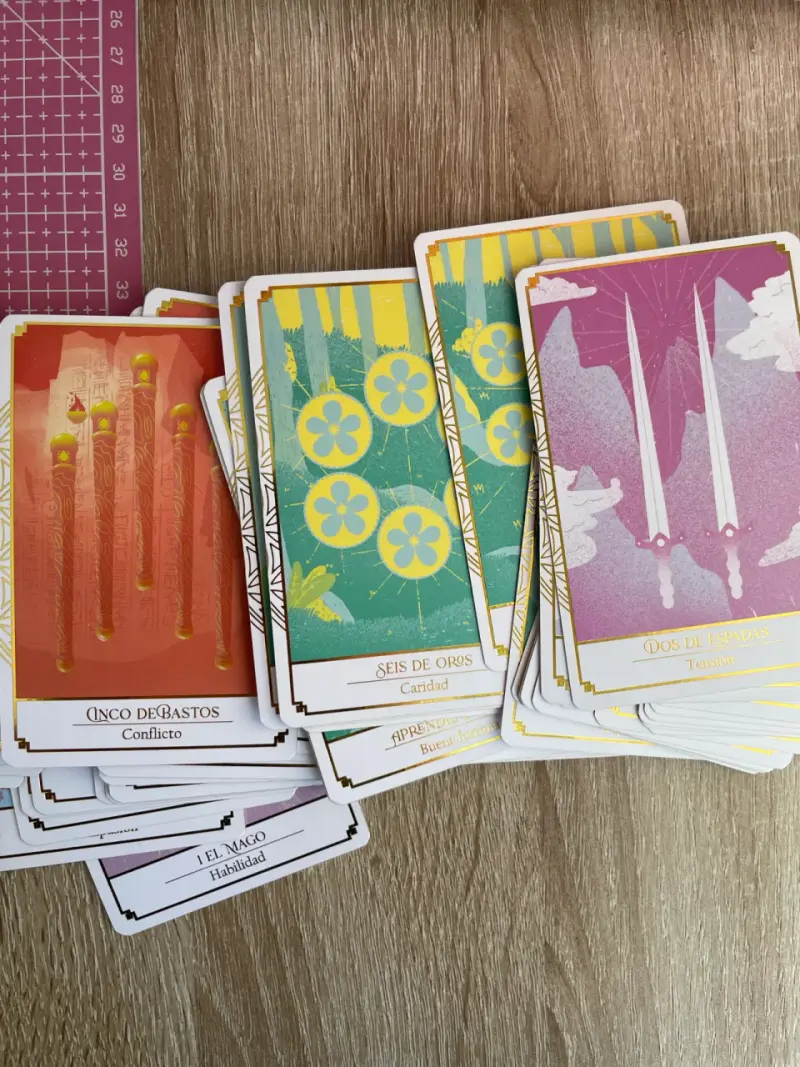 Tarot Sincronía dorado - 4