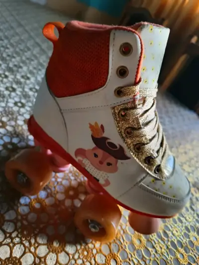 Patines infantiles con diseño de oso - miniatura 1
