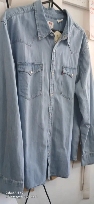 Camisa de mezclilla azul claro - miniatura 1