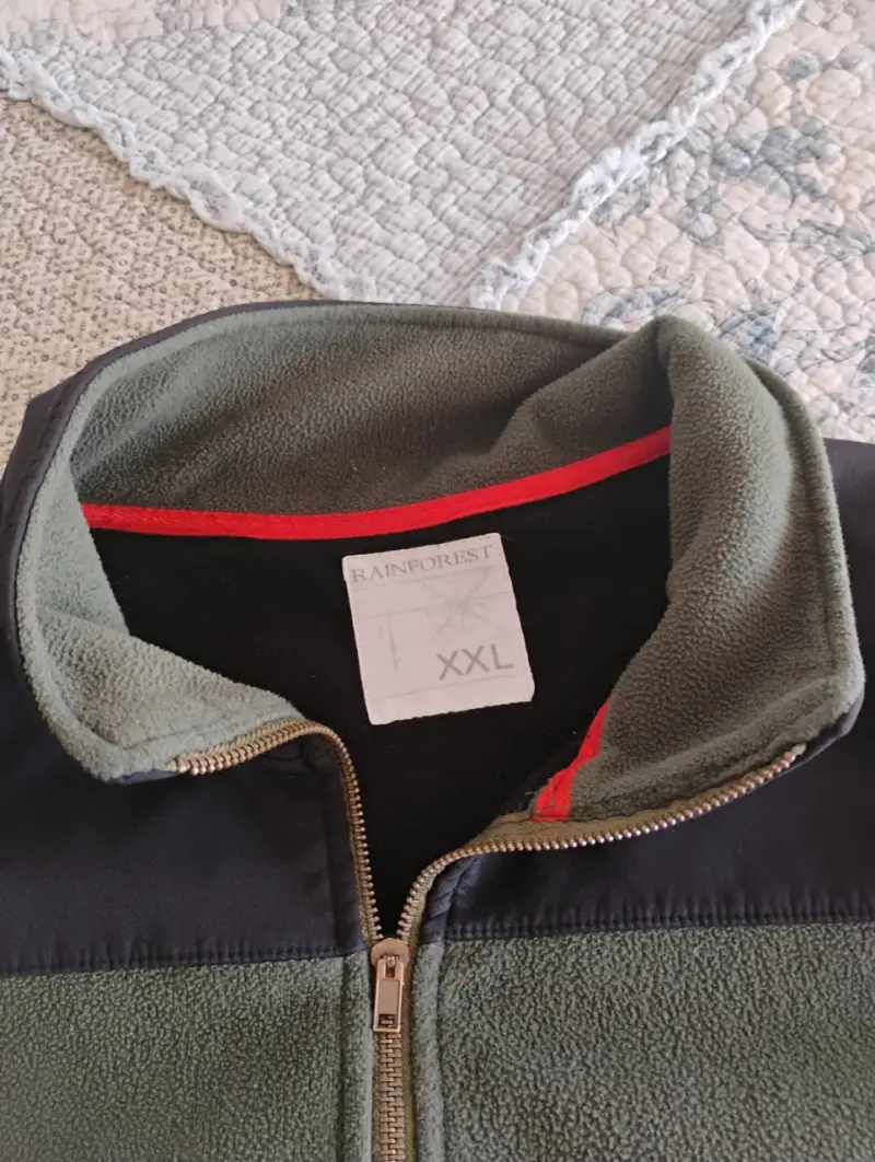 Chaqueta polar verde con negro - 2