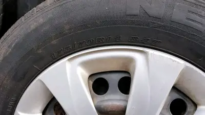 Juego de 4 175/70r14 llantas con neumáticos - miniatura 5