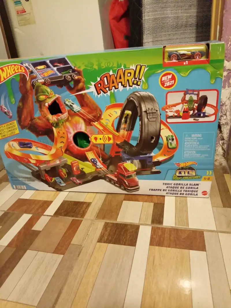 Pista de autos Hot Wheels gorila