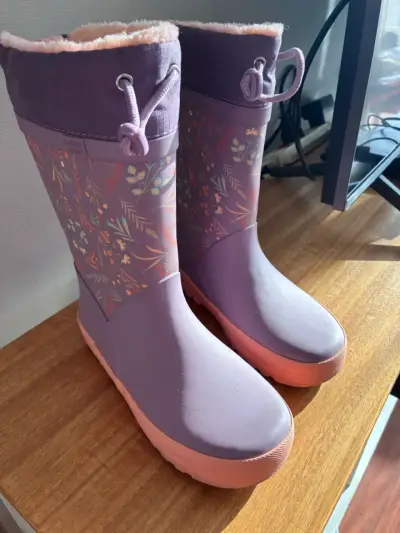 Botas impermeables moradas con forro - miniatura 2