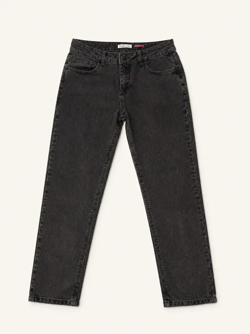 Jeans negros clásicos