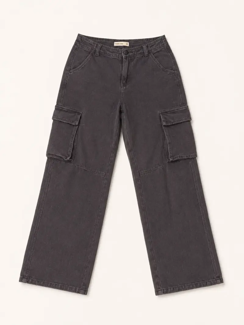 Pantalón cargo gris oscuro