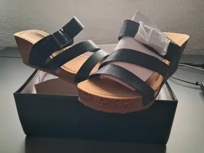 Sandalias negras de corcho - miniatura 2
