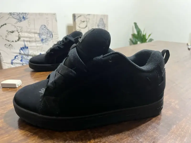 Zapatillas negras DC - 4