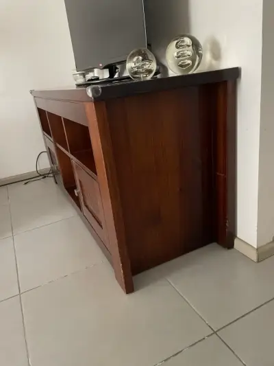 Rack de madera para TV - miniatura 3