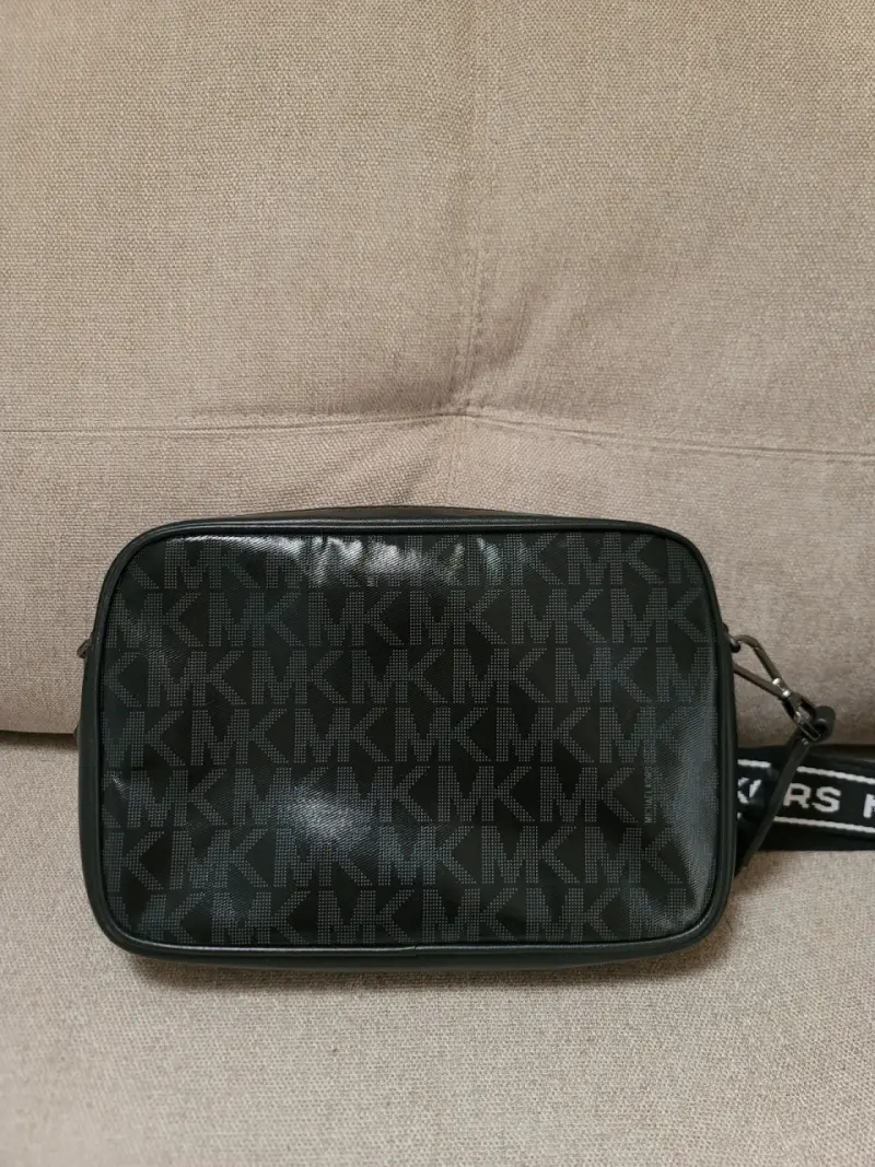 Bandolera Michael Kors negra - 3