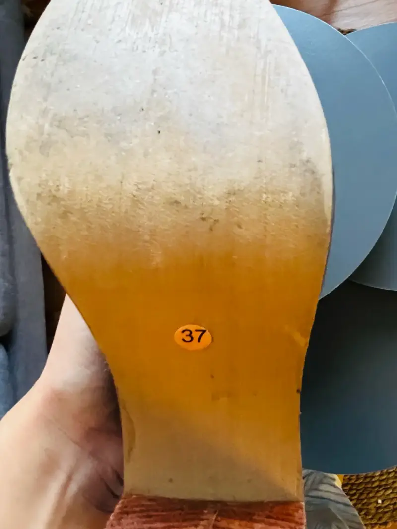 Botines de cuero con textura - 3