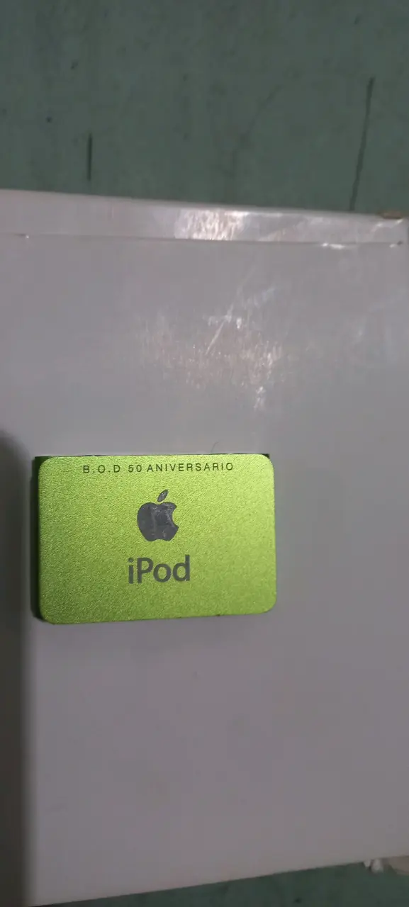 iPod shuffle verde BOD 50 Aniversario