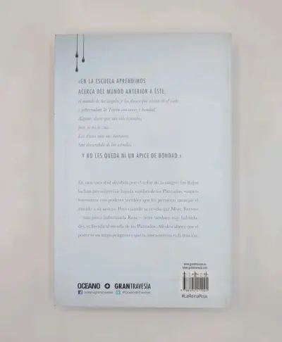 Libro 'La Reina Roja' de Victoria Aveyard - miniatura 2