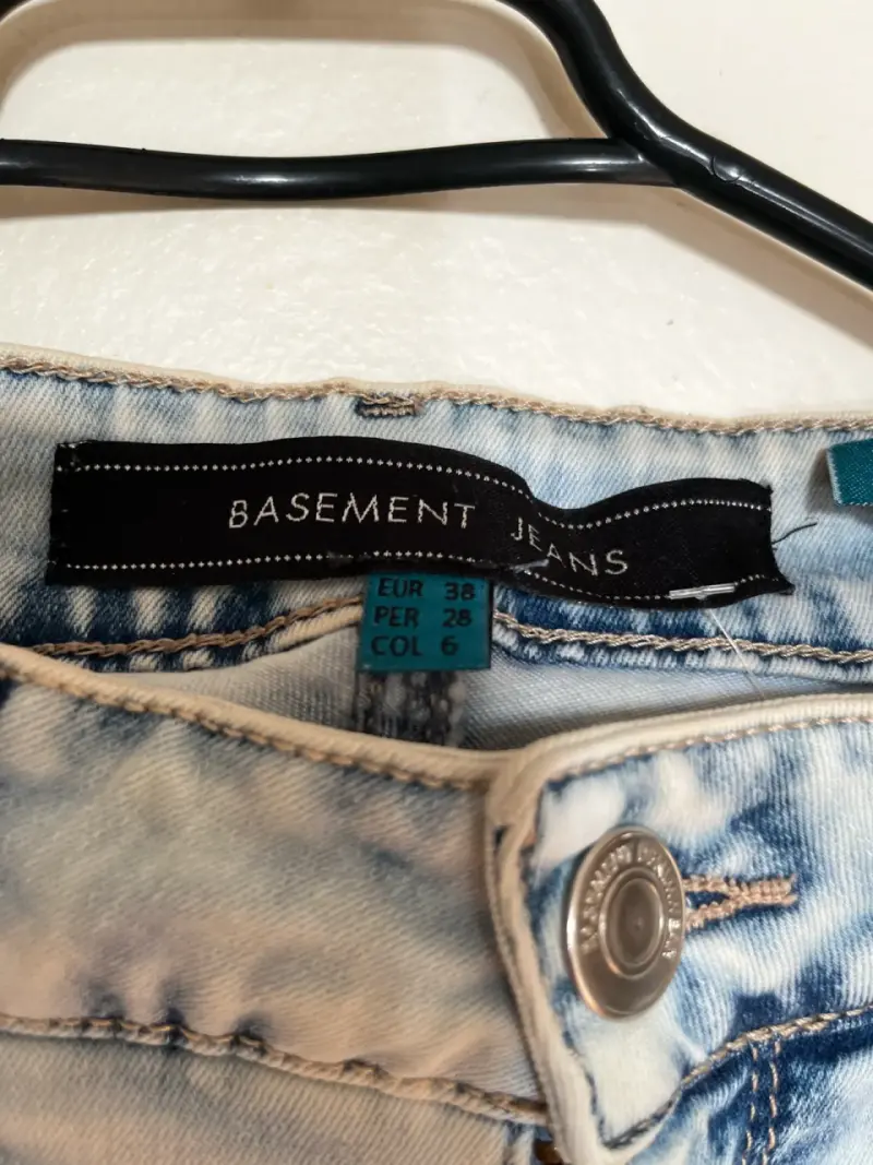 Jeans celestes desgastados - 2