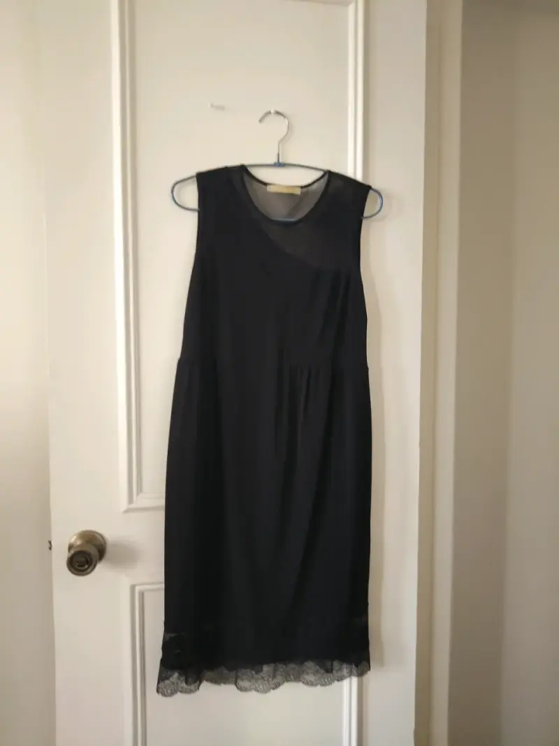 Vestido negro con encaje