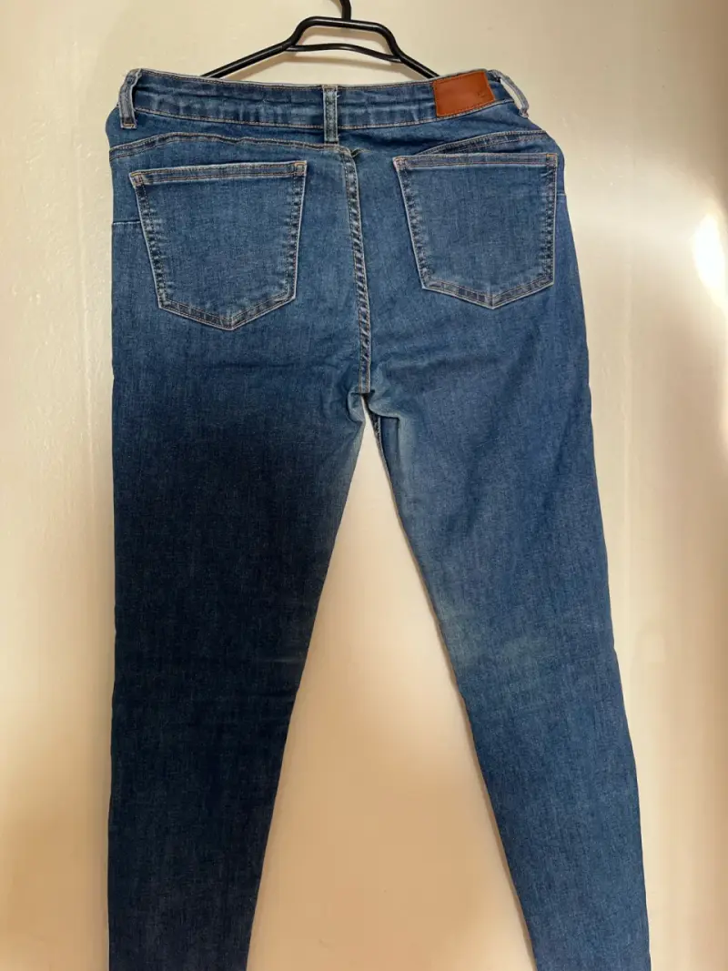 Jeans azul oscuro para mujer - 3