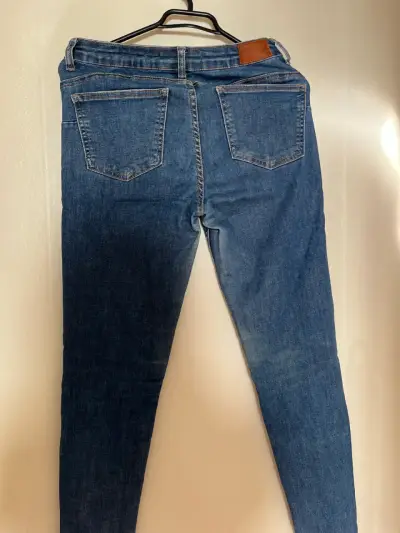 Jeans azul oscuro para mujer - miniatura 3