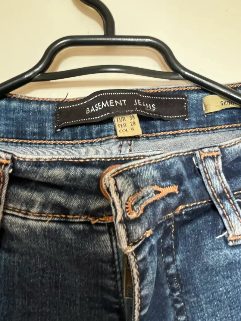 Jeans azul desgastados - 2