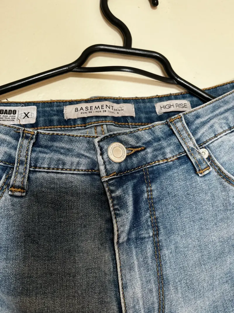 Jeans azul claro de mujer - 2