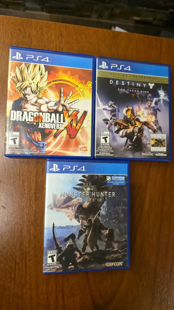 Lote de juegos PS4: Dragon Ball, Destiny, Monster Hunter