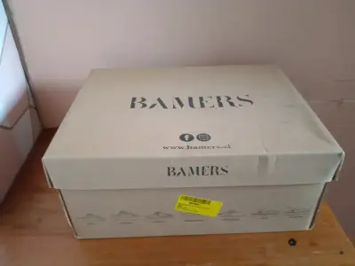 Sandalias de cuero negras para mujer - miniatura 3