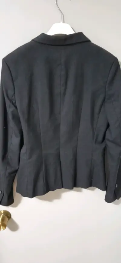 Blazer negro elegante para mujer - miniatura 2