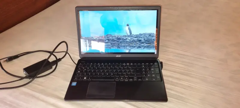 Notebook Acer en buen estado - 3