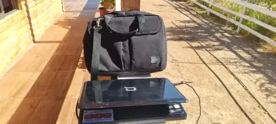 Notebook Acer en buen estado - miniatura 4