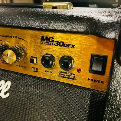 Amplificador Marshall de guitarra - miniatura 2