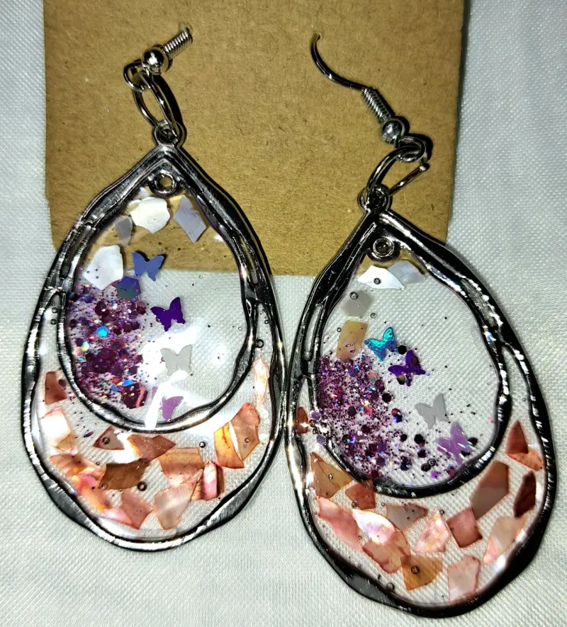 Aros colgantes de resina - 1