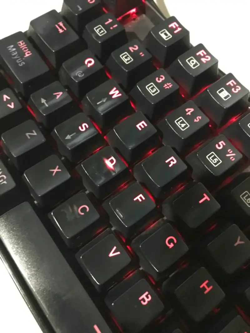 Teclado mecánico retroiluminado Redragon - 4