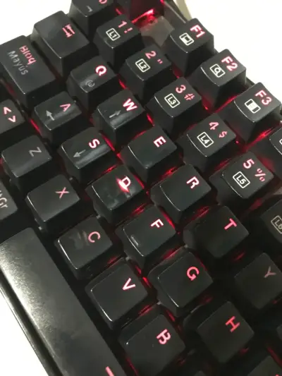Teclado mecánico retroiluminado Redragon - miniatura 4