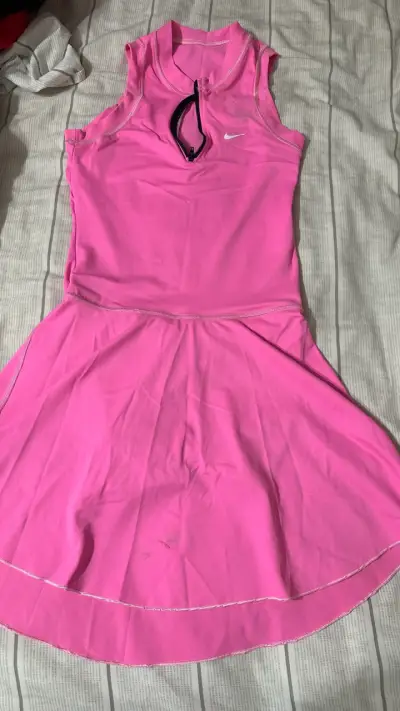 Vestido deportivo rosa Nike - miniatura 1