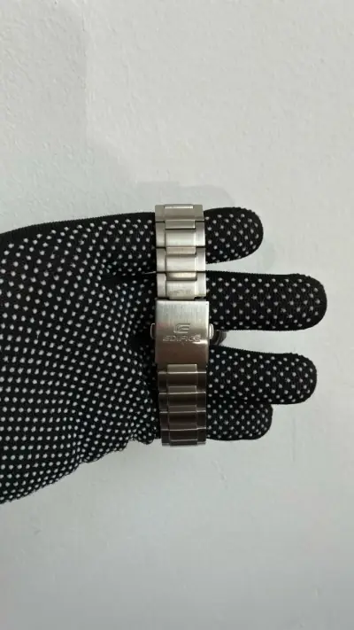 Reloj Casio Edifice - miniatura 3