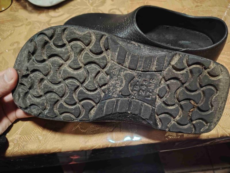 Zuecos negros unisex de cocina  birkis 38.5 - 3