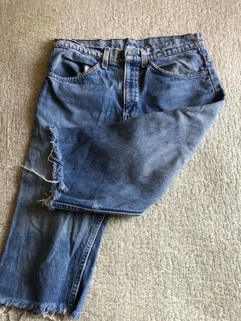 Jeans cortos deshilachados - 2