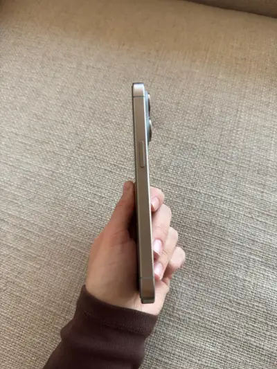 iPhone 15 Pro 128 gb Titanium - miniatura 4