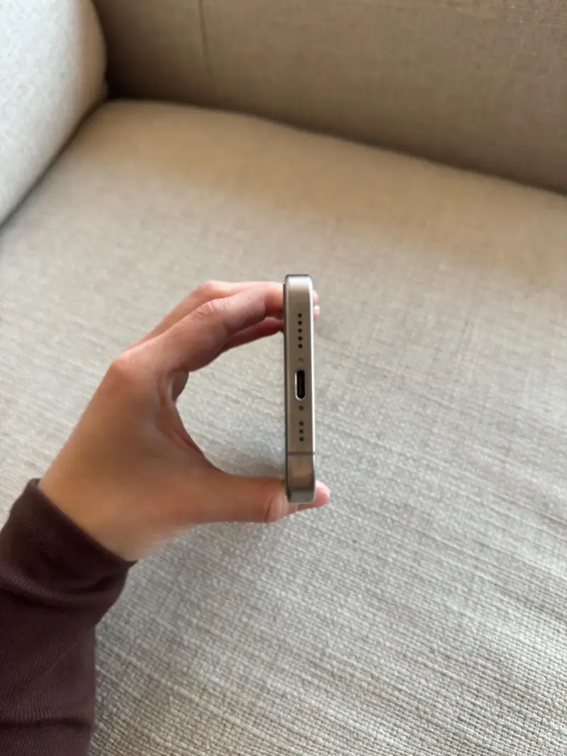 iPhone 15 Pro 128 gb Titanium - 5