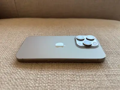 iPhone 15 Pro 128 gb Titanium - miniatura 6
