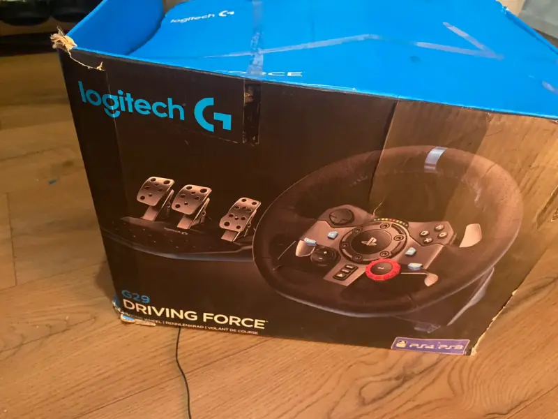 Volante logitech g29 - 4